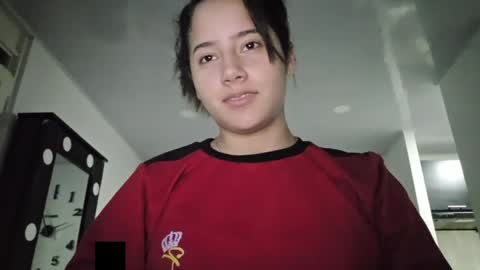Snapshot of gley_ chatting on April 14, 2026, 7:36 am Gley online show from April 14, 2026, 7:36 am