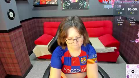 Snapshot of glimmer_goddesss chatting on October 2, 2025, 1:34 am glimmer_goddesss online show from October 2, 2025, 1:34 am