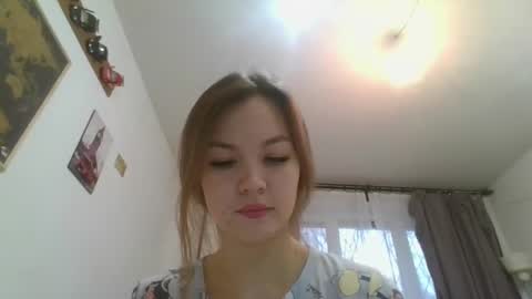 Snapshot of glitter_doll chatting on January 28, 2025, 8:47 am glitter_doll online show from January 28, 2025, 8:47 am