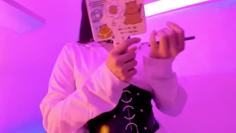 Snapshot of gloomydoll chatting on September 23, 2025, 5:05 pm Mimi online show from September 23, 2025, 5:05 pm