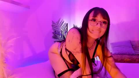 Snapshot of gloomydoll chatting on October 1, 2025, 7:20 pm Mimi online show from October 1, 2025, 7:20 pm