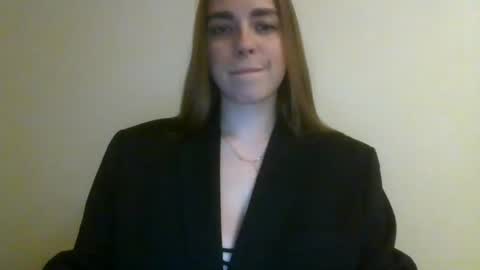 gloria954807 online show from June 17, 2026, 8:54 pm
