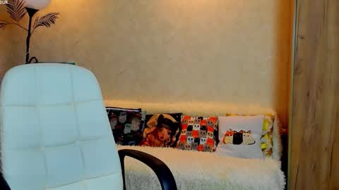 Snapshot of gloria_wood chatting on October 14, 2025, 4:19 pm Gloria Wood online show from October 14, 2025, 4:19 pm