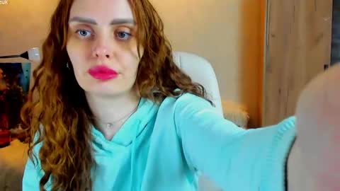 Gloria Wood online show from May 2, 2026, 5:51 pm