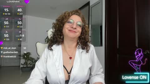 gloriacrespo online show from February 6, 2025, 7:07 pm