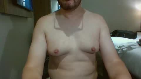 Snapshot of gloscam chatting on October 13, 2025, 9:59 pm Gloscam online show from October 13, 2025, 9:59 pm