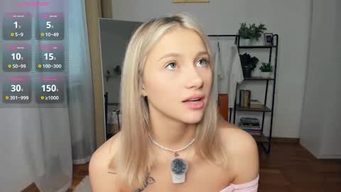 Cherry online show from November 9, 2025, 7:50 am