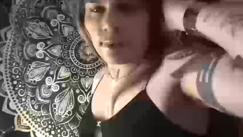 Glow Goddess online show from October 10, 2025, 1:43 pm