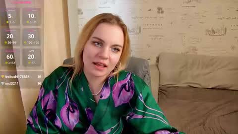 Snapshot of glow_margo chatting on July 7, 2026, 7:23 am Margo online show from July 7, 2026, 7:23 am
