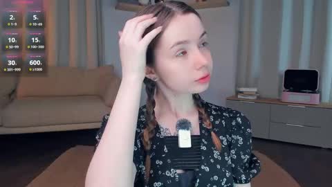 Ann Eliz and Gigi online show from May 10, 2026, 8:14 pm