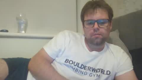 glrev61 online show from May 19, 2026, 10:38 pm
