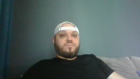 Snapshot of glusgan chatting on February 18, 2025, 10:49 am Your boy online show from February 18, 2025, 10:49 am