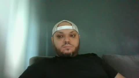 Snapshot of glusgan chatting on October 17, 2025, 8:39 am Your boy online show from October 17, 2025, 8:39 am