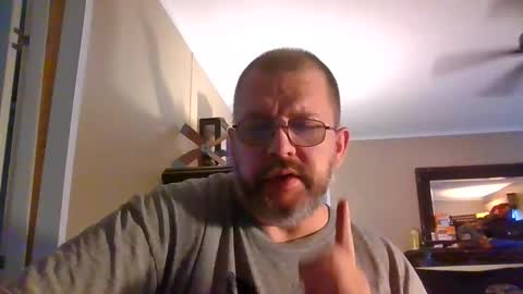 Snapshot of gobey33 chatting on September 17, 2025, 2:08 pm IDKIDCIDGAF online show from September 17, 2025, 2:08 pm