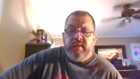 Snapshot of gobey33 chatting on September 19, 2025, 1:23 pm IDKIDCIDGAF online show from September 19, 2025, 1:23 pm