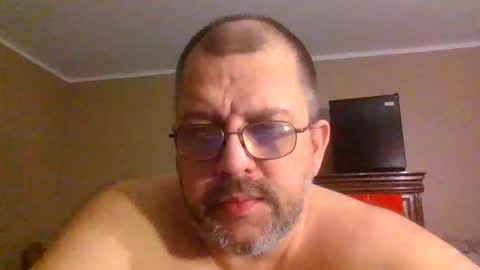 IDKIDCIDGAF online show from April 28, 2026, 1:04 am