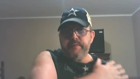 IDKIDCIDGAF online show from August 6, 2026, 2:02 am