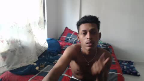 god_chinolatino online show from May 7, 2026, 7:19 pm