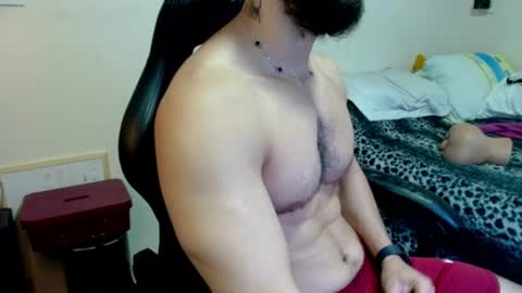god hunkules online show from July 28, 2026, 5:01 pm