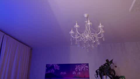 Goldie online show from October 22, 2025, 7:13 pm