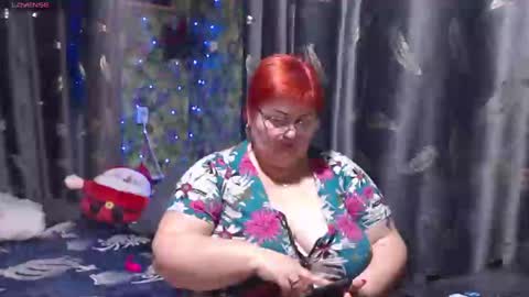Goddess online show from January 2, 2025, 2:24 pm