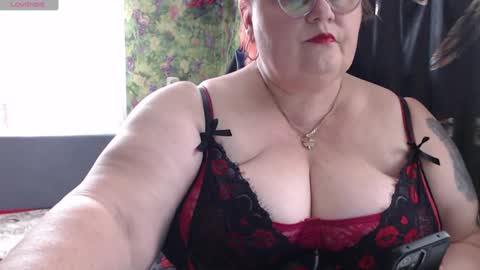 Goddess online show from January 30, 2025, 9:04 am