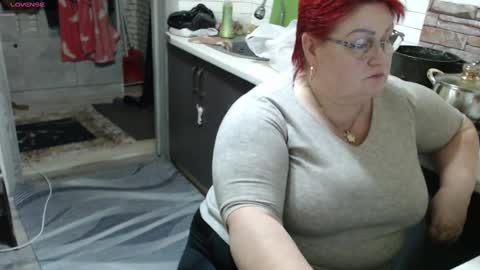 Goddess online show from February 15, 2025, 3:28 pm