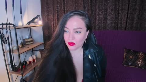 Snapshot of goddess__anna chatting on February 13, 2025, 5:44 pm GoddeSS ANNA online show from February 13, 2025, 5:44 pm