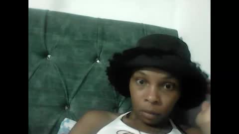 Snapshot of goddess_brenda chatting on March 26, 2026, 2:28 am BRENDA Hello love help me please Independent model online show from March 26, 2026, 2:28 am