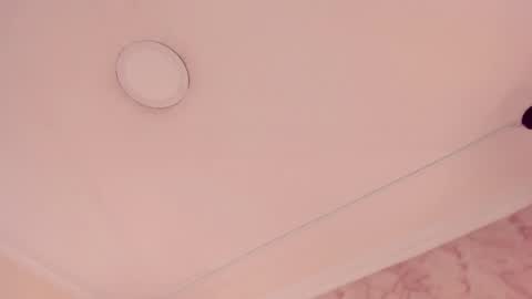 Snapshot of goddess_martina chatting on April 1, 2026, 1:41 pm M A R T I N A online show from April 1, 2026, 1:41 pm