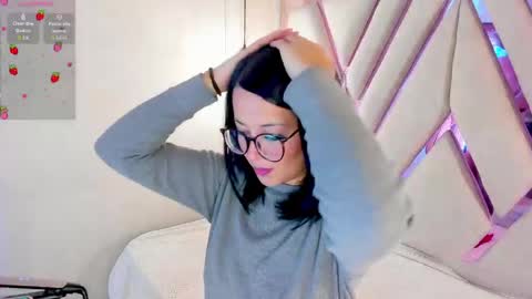 Snapshot of goddess_martina chatting on April 30, 2026, 12:44 pm M A R T I N A online show from April 30, 2026, 12:44 pm