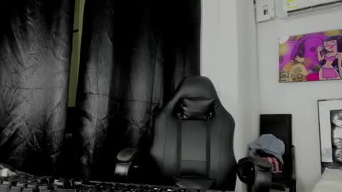 goddess_of_sissys online show from August 1, 2026, 11:36 pm