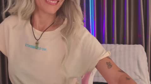 Snapshot of goddess_stars chatting on May 3, 2026, 11:49 am Katarina online show from May 3, 2026, 11:49 am