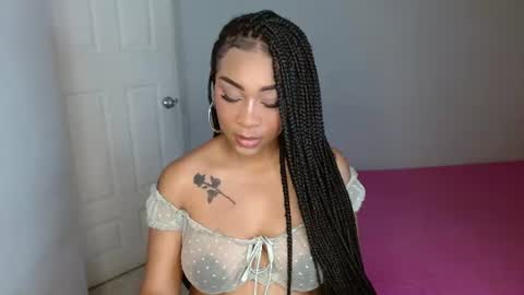 Snapshot of goddess_val chatting on July 29, 2026, 4:16 pm Valentina online show from July 29, 2026, 4:16 pm