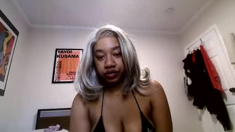 Snapshot of goddessdaisysky chatting on December 16, 2024, 8:37 pm Goddess Daisy Sky online show from December 16, 2024, 8:37 pm