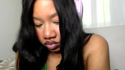 Snapshot of goddessdaisysky chatting on March 7, 2025, 6:22 pm Goddess Daisy Sky online show from March 7, 2025, 6:22 pm