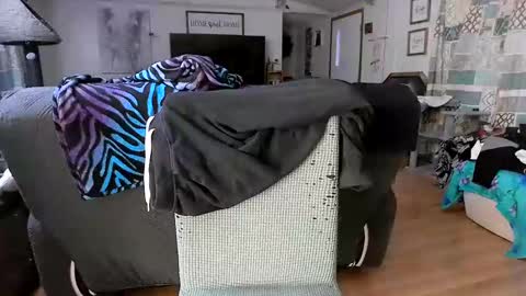 Snapshot of goddessdeezy chatting on March 6, 2025, 12:00 am goddessdeezy online show from March 6, 2025, 12:00 am