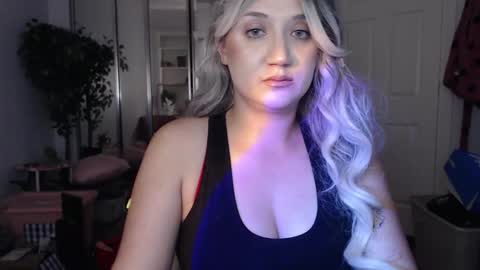 Goddess Emmy online show from December 3, 2025, 3:14 am