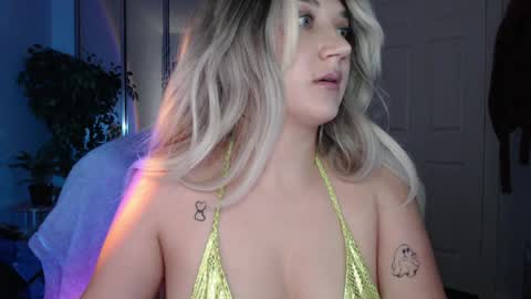 Snapshot of goddessemmy chatting on May 16, 2026, 5:26 am Goddess Emmy online show from May 16, 2026, 5:26 am