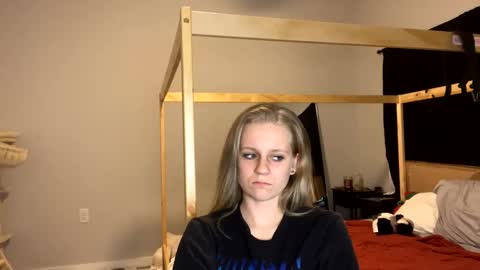 feyaa22 online show from January 12, 2025, 1:00 am