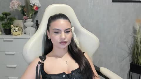 Snapshot of goddessmiaa chatting on March 13, 2026, 4:02 pm Mistress online show from March 13, 2026, 4:02 pm