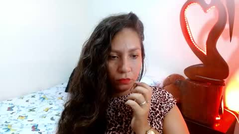  Naih Reyes online show from December 26, 2024, 2:33 am