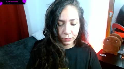  Naih Reyes online show from March 4, 2025, 3:44 am