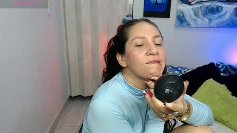 Snapshot of goddessnahi chatting on March 24, 2026, 5:12 am Naih Reyes online show from March 24, 2026, 5:12 am