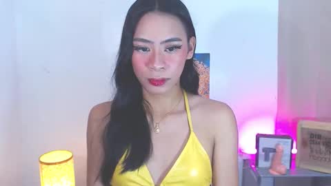 Snapshot of goddessnianxx chatting on November 7, 2025, 2:55 am Kyla and Nian online show from November 7, 2025, 2:55 am