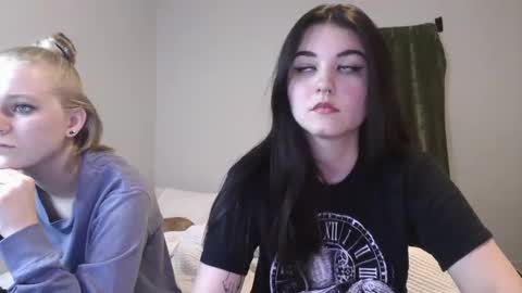 Snapshot of goddessshadowraven chatting on December 6, 2024, 2:17 pm Goddess Raven online show from December 6, 2024, 2:17 pm