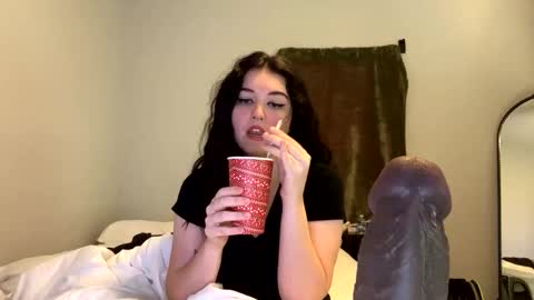 Snapshot of goddessshadowraven chatting on December 11, 2024, 1:28 pm Goddess Raven online show from December 11, 2024, 1:28 pm