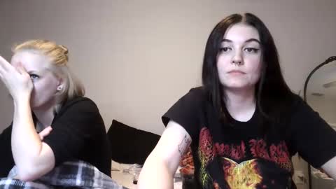 Snapshot of goddessshadowraven chatting on January 5, 2025, 1:45 am Goddess Raven online show from January 5, 2025, 1:45 am