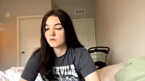 Snapshot of goddessshadowraven chatting on January 18, 2025, 3:59 pm Goddess Raven online show from January 18, 2025, 3:59 pm