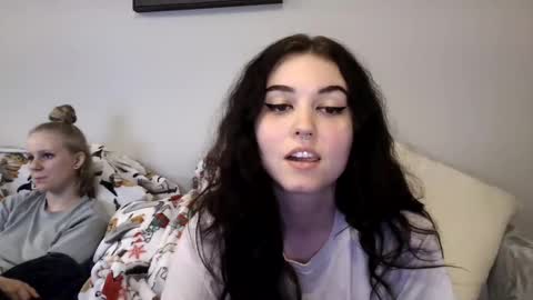 Snapshot of goddessshadowraven chatting on February 11, 2025, 12:49 am Goddess Raven online show from February 11, 2025, 12:49 am